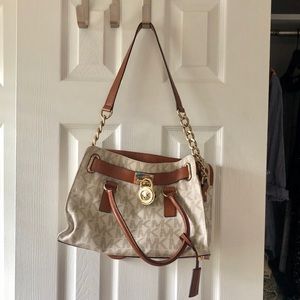 Leather Michael Kors bag